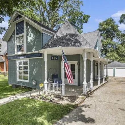 Image 4 - 605 S Leroy St, Fenton, Michigan, 48430 - House for sale