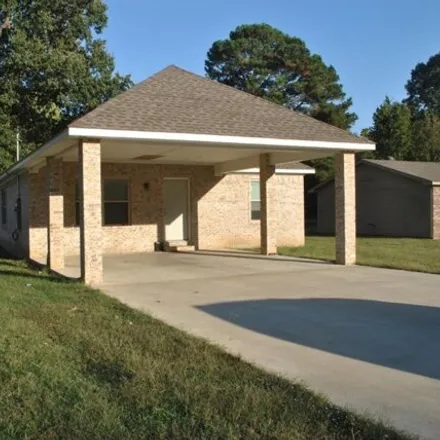 Buy this 3 bed house on 512 Brandon St in Jonesboro, Arkansas