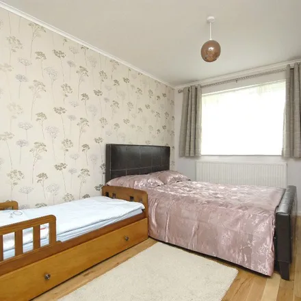 Rent this 1 bed apartment on Durham Road in London, BR2 0SQ