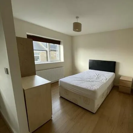 Rent this studio apartment on Stothard Road in Sheffield, S10 1RE