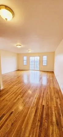 Image 5 - 190 Randolph St Unit 1, Jersey City, New Jersey, 07305 - House for rent