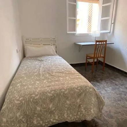 Rent this 4 bed apartment on Carrer del Pare Pedro Velasco in 7, 46011 Valencia