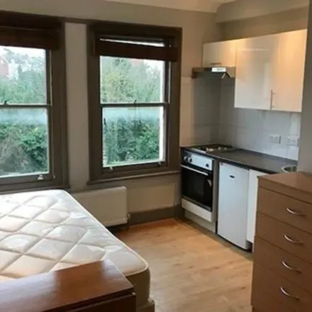 Image 3 - 69 Fordwych Road, London, NW2 3NL, United Kingdom - Apartment for rent