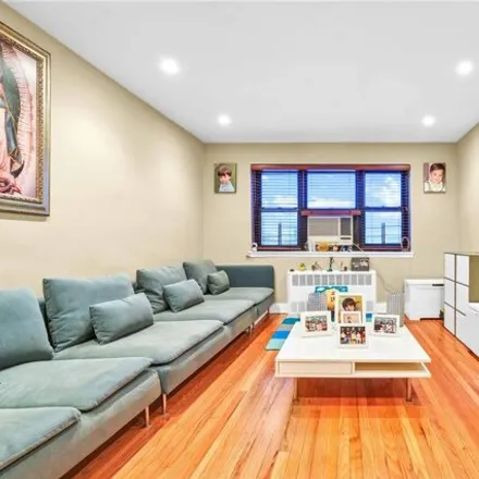 Buy this studio apartment on 29-30 137th Street in New York, NY 11354