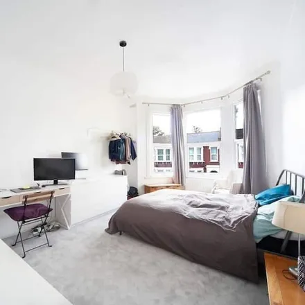 Rent this 1 bed apartment on London in N8 0BD, United Kingdom