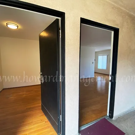 Image 7 - The Nickel Mine, Purdue Avenue, Los Angeles, CA 90025, USA - Apartment for rent