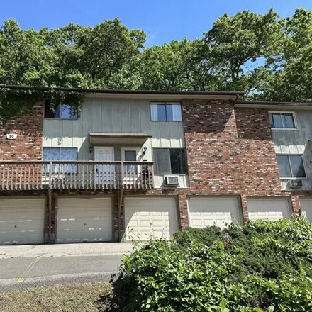 Buy this 2 bed condo on 30 Kay Lane in Waterbury, CT 06708