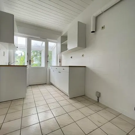 Rent this 2 bed apartment on Avenue Charles Michiels - Charles Michielslaan 148A in 1160 Auderghem - Oudergem, Belgium