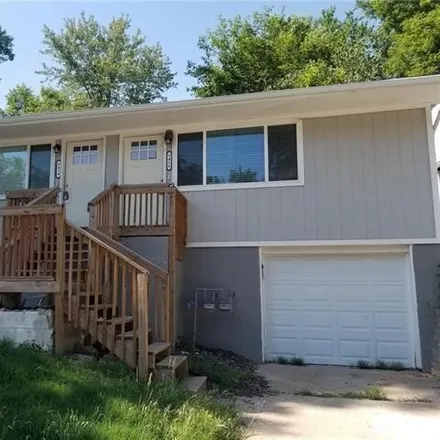 Buy this studio house on 9358 East 14th Street in Independence, MO 64052