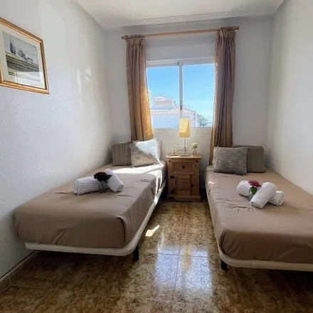 Image 7 - Alicante, Valencian Community, Spain - Apartment for rent