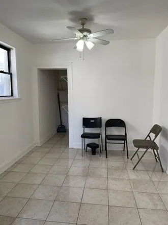 Image 5 - The Palisade, Hutton Street, Jersey City, NJ 07307, USA - Apartment for rent