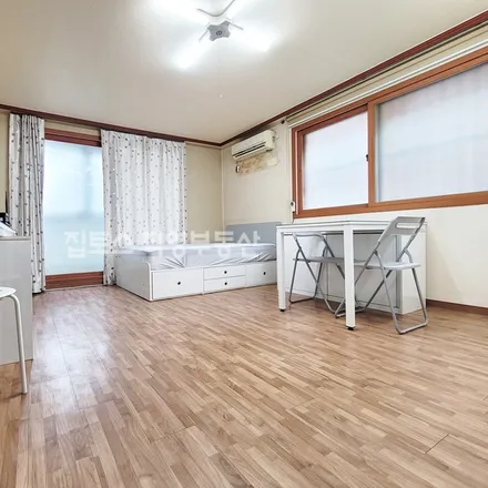 Image 2 - 서울특별시 송파구 삼전동 52-13 - Apartment for rent