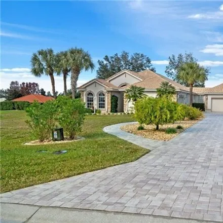 Buy this 3 bed house on 1284 West Diamond Shore Loop in Citrus County, FL 34442
