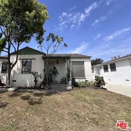 Image 1 - 7811 Truxton Avenue, Los Angeles, CA 90045, USA - House for rent