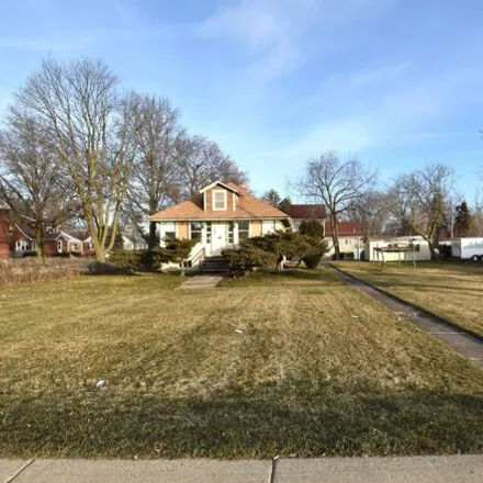 Image 2 - 13 North Yale Avenue, Villa Park, IL 60181, USA - House for sale