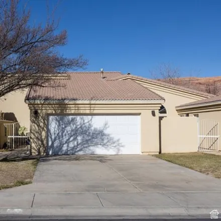 Buy this 2 bed house on 586 in 592, 598