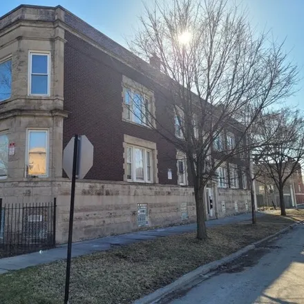 Buy this 13 bed house on 5800 South Bishop Street in Chicago, IL 60636