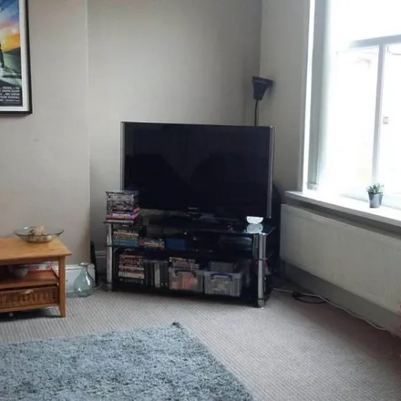 Rent this 2 bed apartment on Deepdale Community Primary School in Deepdale Road, Preston