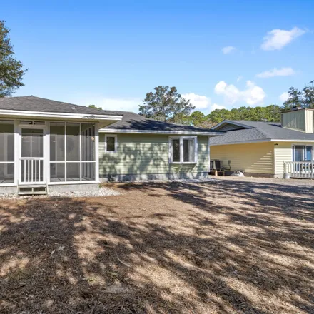 Image 3 - 513 Fairway Drive West, Sunset Beach, Brunswick County, NC 28468, USA - House for sale