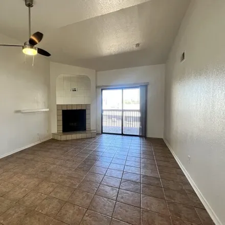 Image 8 - 2525 North 52nd Street, Phoenix, AZ 85008, USA - Apartment for rent