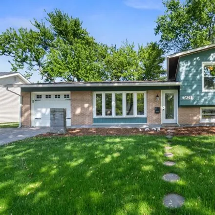 Image 2 - 7879 Berkshire Drive, Hanover Park, Schaumburg Township, IL 60133, USA - House for sale