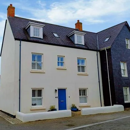 Buy this 4 bed duplex on Stret Grifles in St. Columb Minor, TR8 4FE