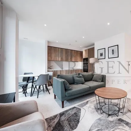 Image 2 - Georgette Apartments, 2 Cendal Crescent, London, E1 2GA, United Kingdom - Apartment for rent