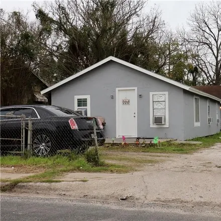 Buy this 3 bed house on 2715 Marguerite Street in Corpus Christi, TX 78405