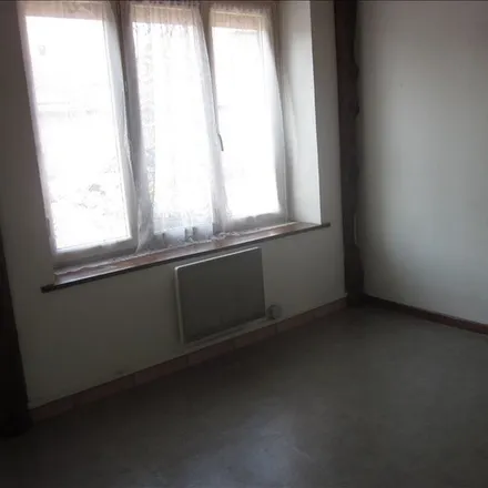 Rent this 3 bed apartment on 6 Rue de la Vigne in 80620 Domart-en-Ponthieu, France