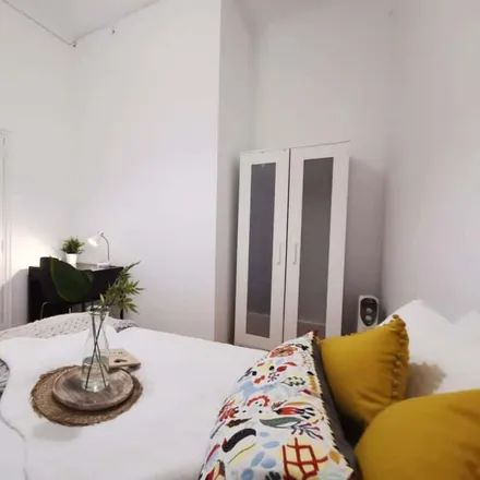 Image 4 - Calle Preciados, 42, 28013 Madrid, Spain - Room for rent