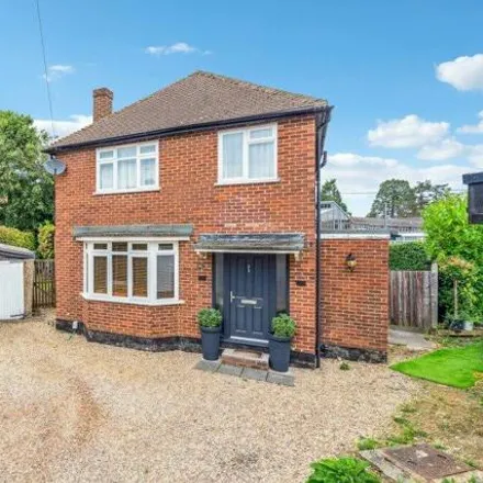 Buy this 3 bed house on Tunmers End in Chalfont St. Peter, Buckinghamshire
