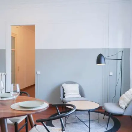Rent this 1 bed apartment on Tonkotsu in Carrer de València, 290