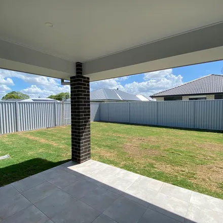 Rent this 3 bed apartment on Waghorn Way in Grafton NSW 2460, Australia