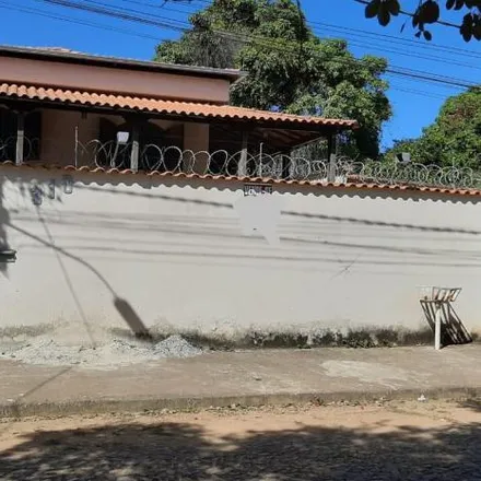 Buy this 3 bed house on Rua Campo Belo in Mateus Leme - MG, 35670-000