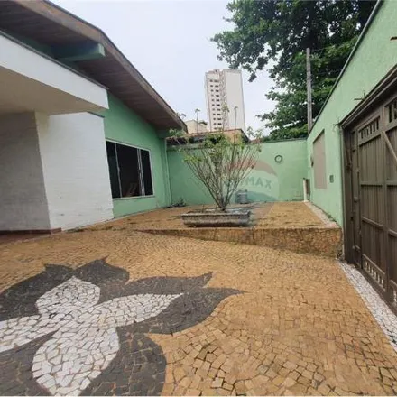 Buy this 4 bed house on Jeff Cabeleireiro in Rua São José 1255, Centro