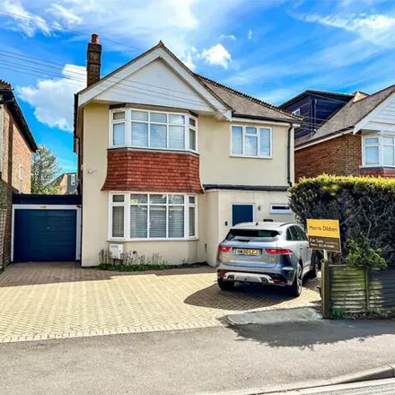 Buy this 4 bed house on Peartree Avenue in Southampton, Hampshire