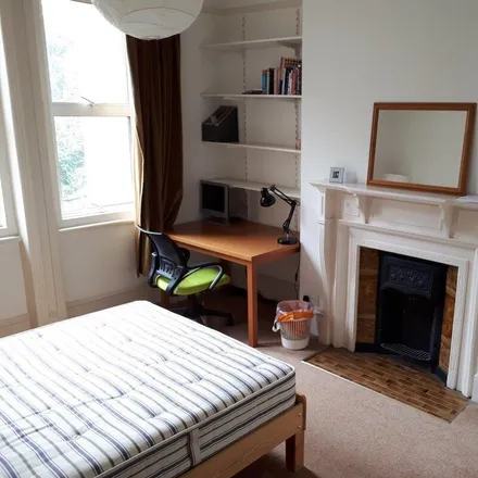 Image 6 - London, West Hampstead, ENGLAND, GB - Apartment for rent