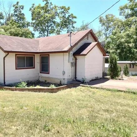 Image 2 - 134 Coil Rd, Fenton, Missouri, 63026 - House for sale