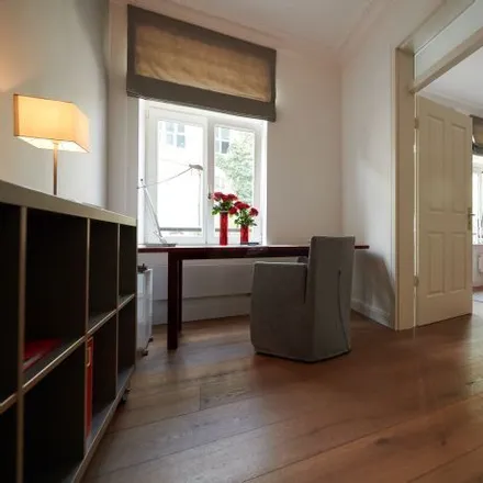 Rent this 1 bed apartment on Arnoldstraße 27 in 22765 Hamburg, Germany
