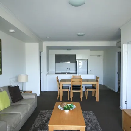 Image 3 - Glenlyon Street, Gladstone Central QLD 4680, Australia - Apartment for rent