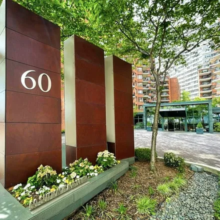 Rent this 3 bed apartment on 431 East 53rd Street in New York, NY 10022