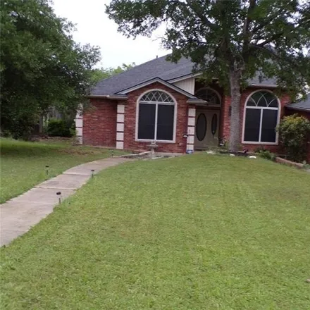 Buy this studio house on 11904 Bronco Circle in Mustang Ridge, Travis County