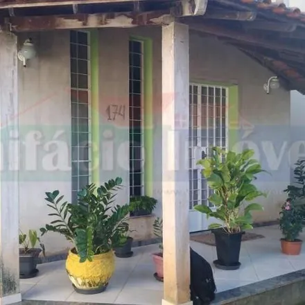 Buy this 4 bed house on Ortorio bonito in Rua Doutor Mattos, Rio Bonito - RJ
