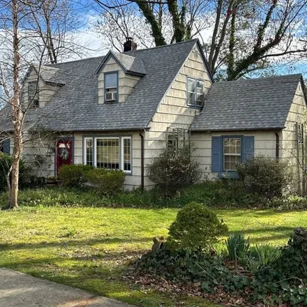 Buy this 4 bed house on 411 East Summit Avenue in Vernon, Haddonfield