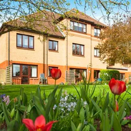 Buy this 1 bed apartment on 89 Fairacres Road in Didcot, OX11 8QQ