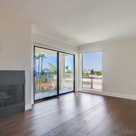 Image 7 - 370 Rosecrans St Apt 305, San Diego, California, 92106 - Condo for sale