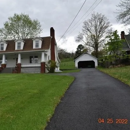 Buy this 4 bed house on 643 North Main Street in Franklin, WV 26807