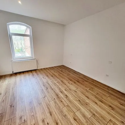 Rent this 3 bed apartment on Lengenfelder Straße 3 in 08499 Mylau, Germany