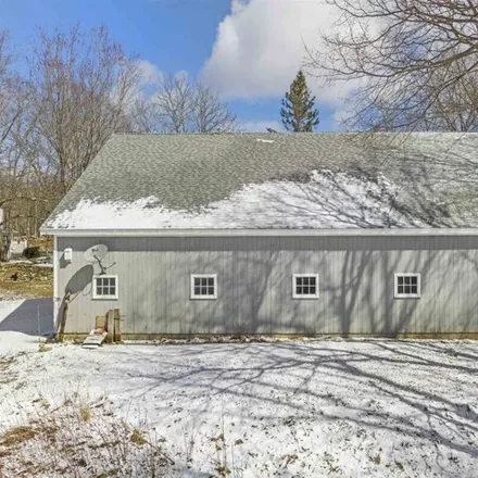 Image 4 - 18 Old Mountain Road, Moultonborough, Carroll County, NH 03254, USA - House for sale