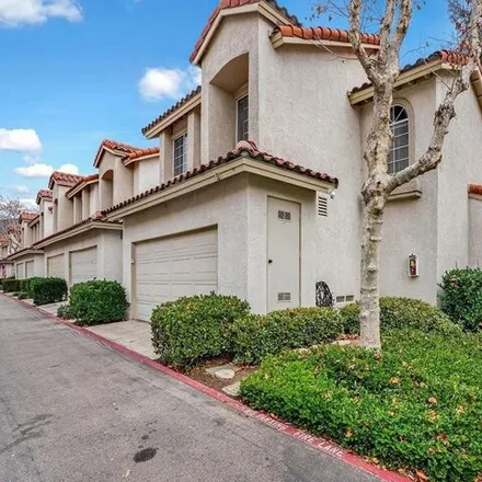 Image 2 - 24, 26, 28, 30, 32 Carnation, Rancho Santa Margarita, CA 92688, USA - Townhouse for rent